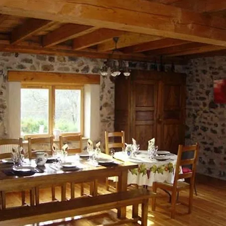 Chambres D'hotes La Cime Beaujolaise Bed & Breakfast Poule-lès-Écharmeaux